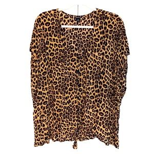 Torrid leopard blouse